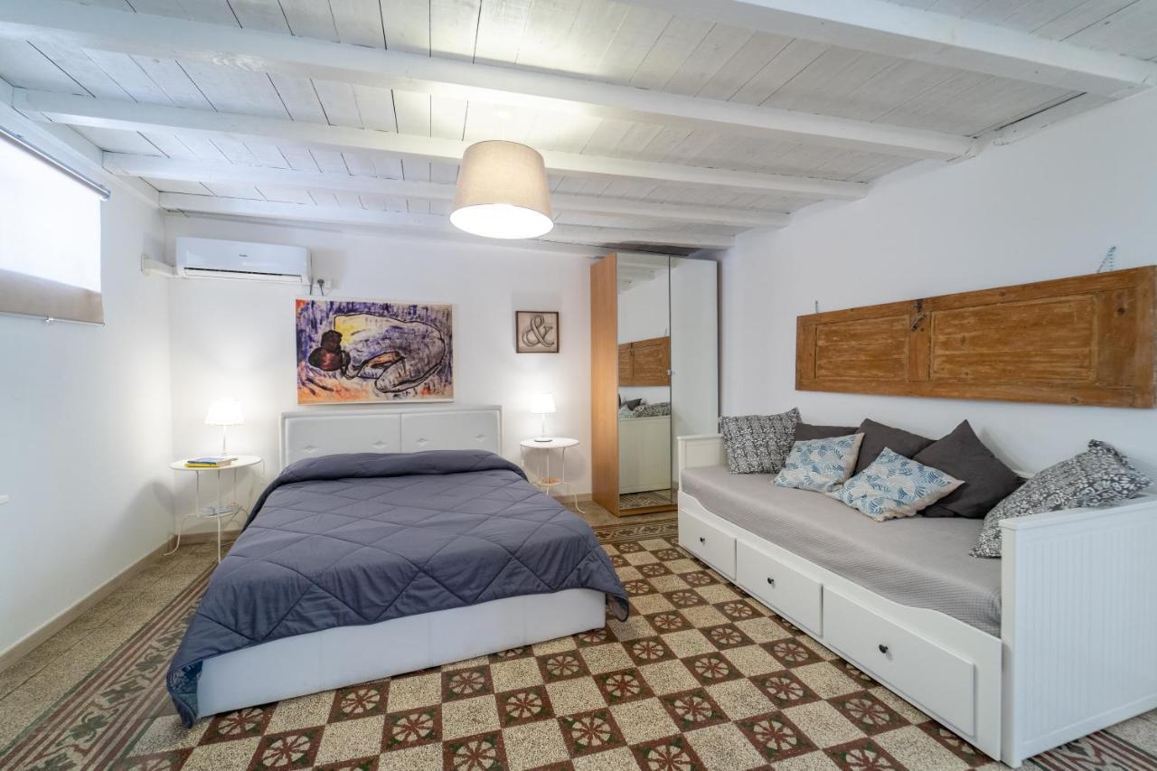Casa Talete Cozy Apartment In Ortigia - First Floor سيراكوزا المظهر الخارجي الصورة