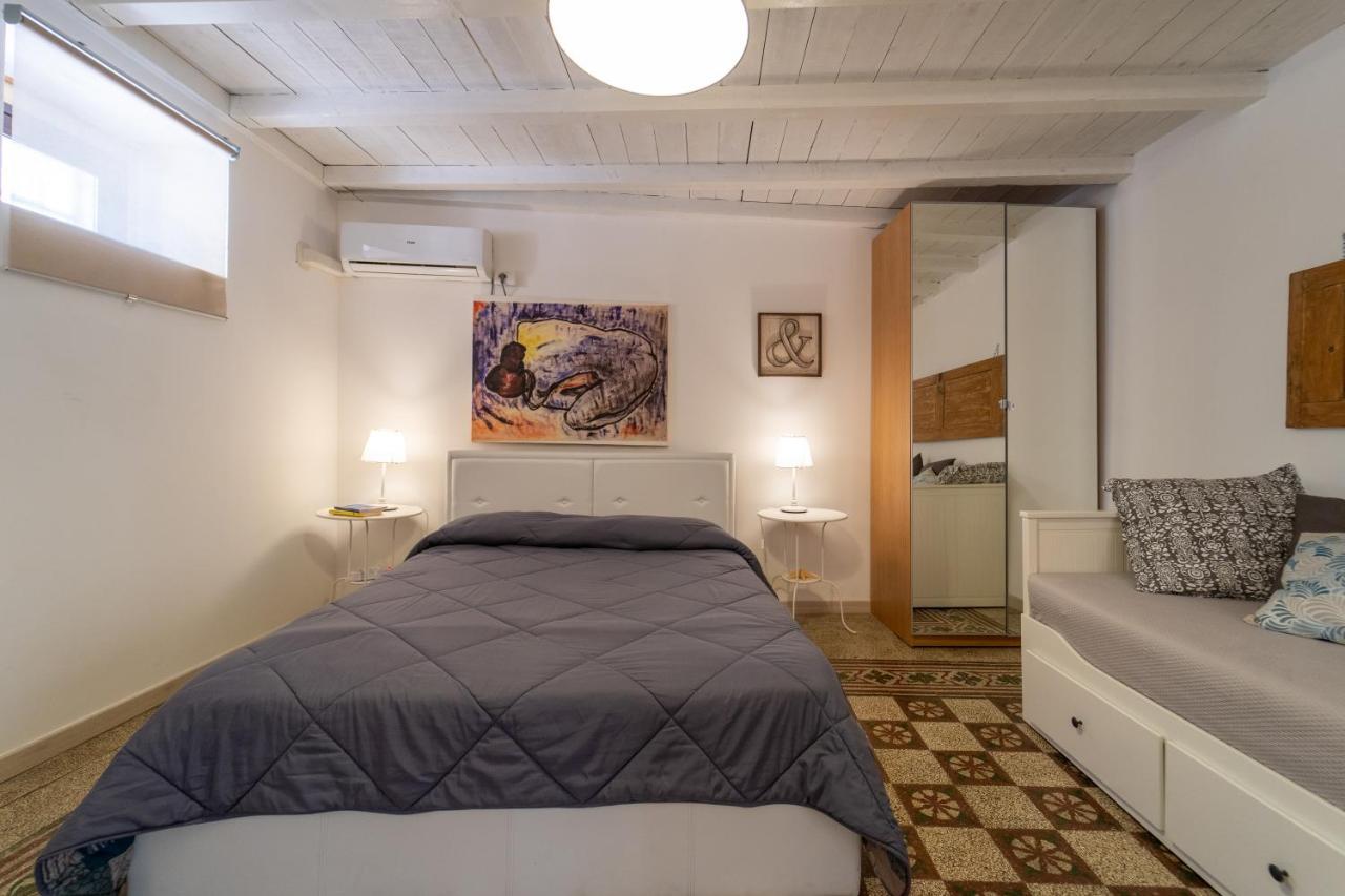 Casa Talete Cozy Apartment In Ortigia - First Floor سيراكوزا المظهر الخارجي الصورة